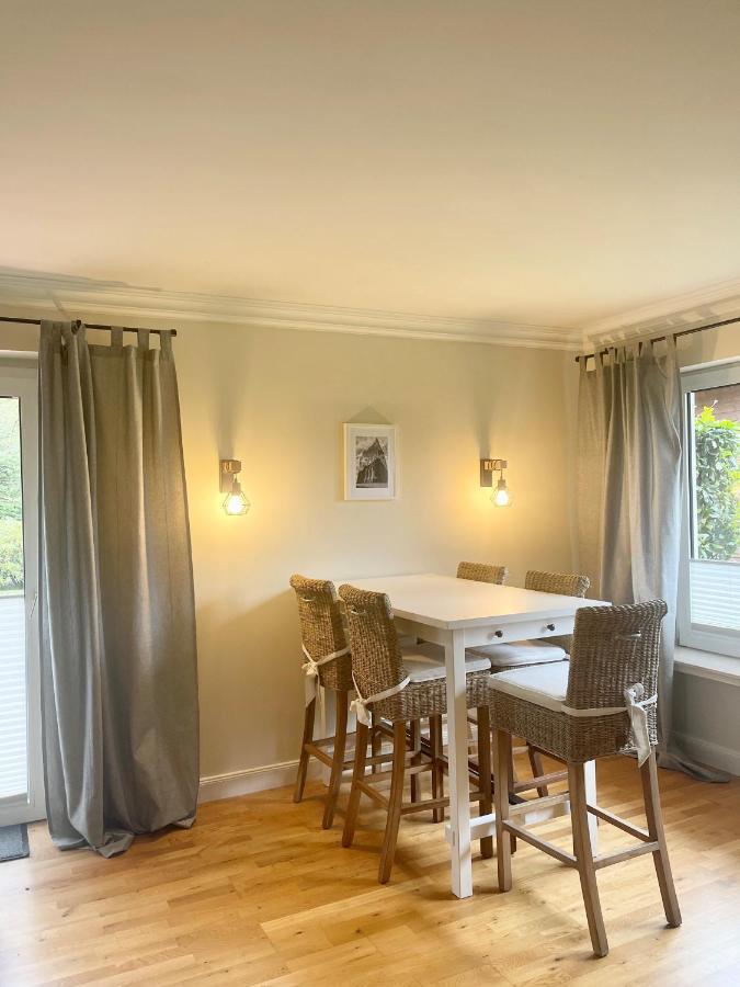 Landhaus Am Wald Mit Garten Mit 1 Schlafnische Und 1 Schlafzimmer Aurich Luaran gambar