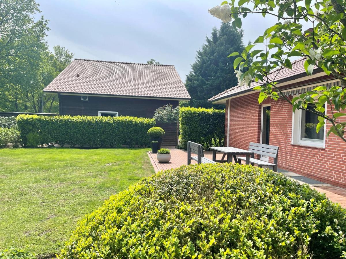 Landhaus Am Wald Mit Garten Mit 1 Schlafnische Und 1 Schlafzimmer Aurich Luaran gambar