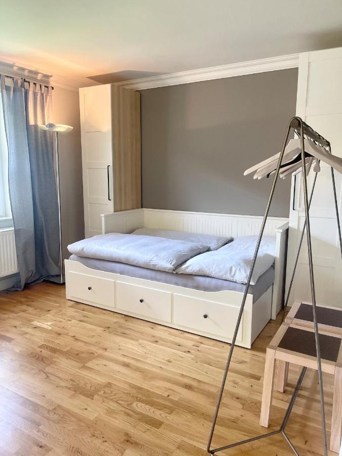 Landhaus Am Wald Mit Garten Mit 1 Schlafnische Und 1 Schlafzimmer Aurich Luaran gambar