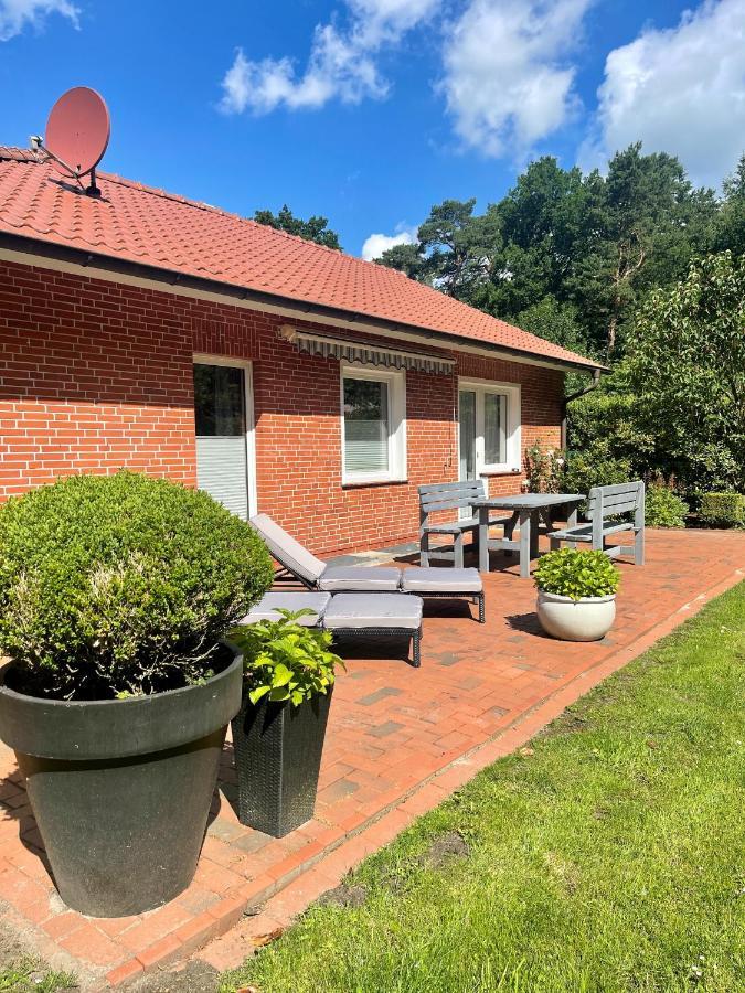 Landhaus Am Wald Mit Garten Mit 1 Schlafnische Und 1 Schlafzimmer Aurich Luaran gambar