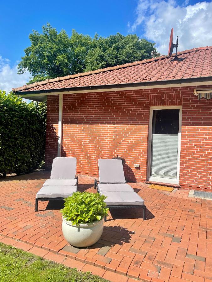 Landhaus Am Wald Mit Garten Mit 1 Schlafnische Und 1 Schlafzimmer Aurich Luaran gambar