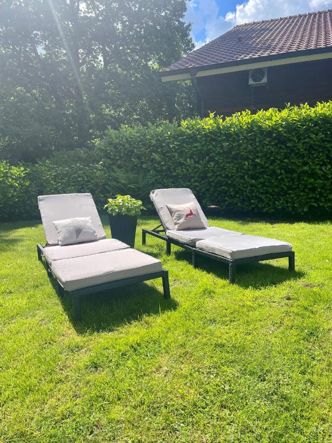 Landhaus Am Wald Mit Garten Mit 1 Schlafnische Und 1 Schlafzimmer Aurich Luaran gambar